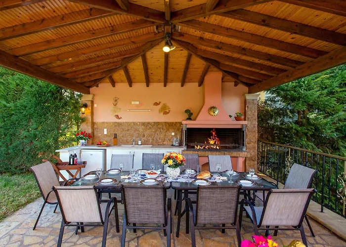 Villa Mare E Monte By