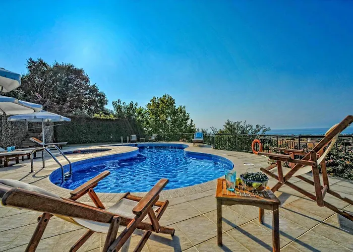 Mare E Monte By
