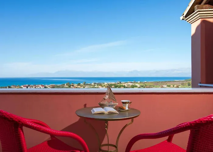 Villa Mare E Monte By